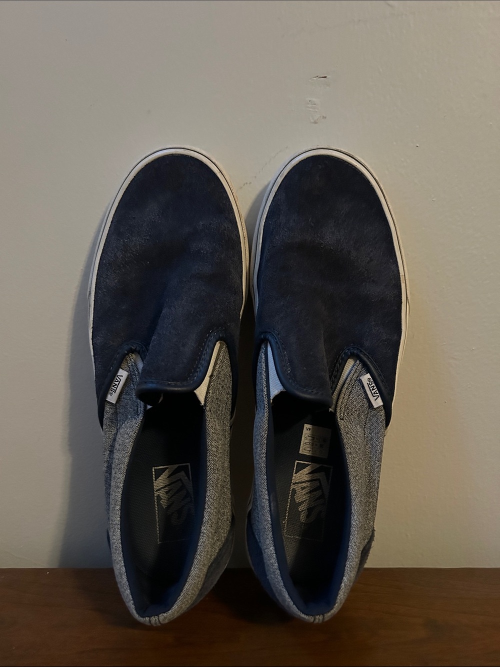Vans Navy Suede & Gray Canvas Slip-On Sneakers Men’s 9.5 - Picture 5 of 5